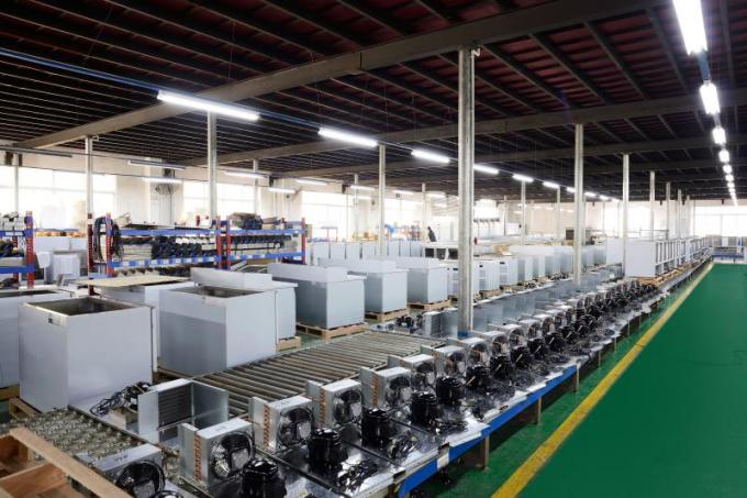 Guangzhou Yixue Commercial Refrigeration Equipment Co., Ltd. ligne de production en usine 3