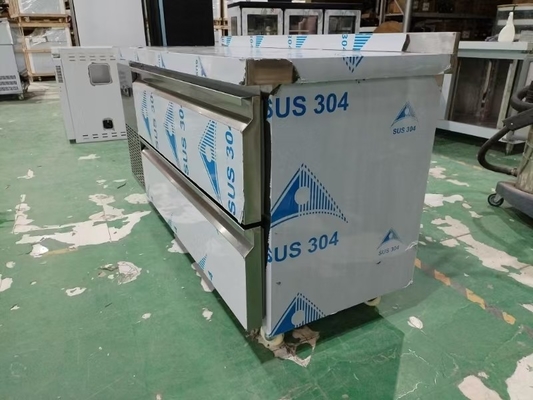 Réfrigérateur commercial sur mesure 60 &quot; Réfrigérateur sous comptoir w / 2 tiroirs 115v 304 argent