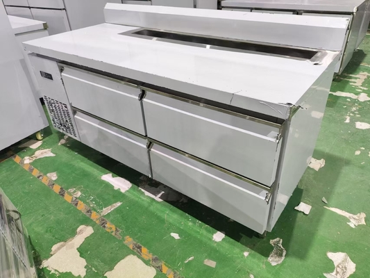 Réfrigérateur sous-sol commercial 4 tiroirs avec backsplash Table de cuisine personnalisée