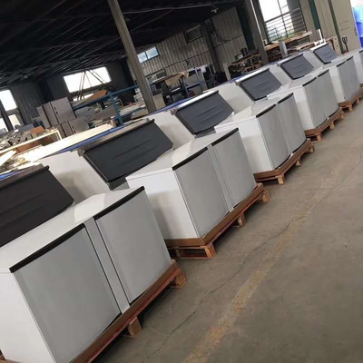 Guangzhou fabrication 500kg à 1000kg machine de fabrication de glaçons commerciaux avec refroidissement par ventilateur CE pour usine de glace et club