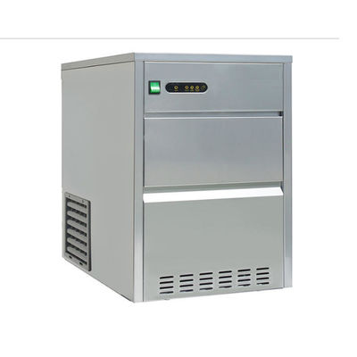 Anti machine à glaçons commerciale corrosive de balle de la machine 25kgs Frigidaire de machine à glaçons de solides solubles
